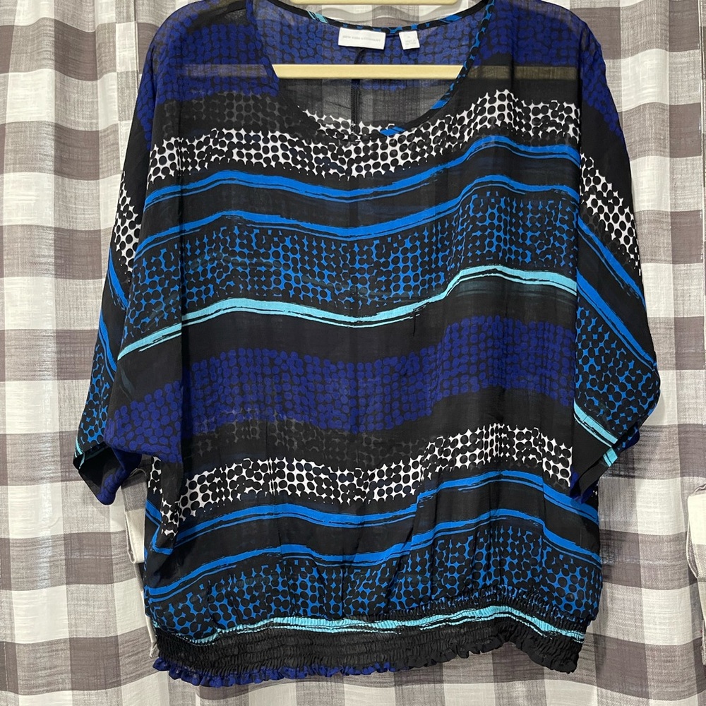 New York & Company Blue and Black Patterned Blouse